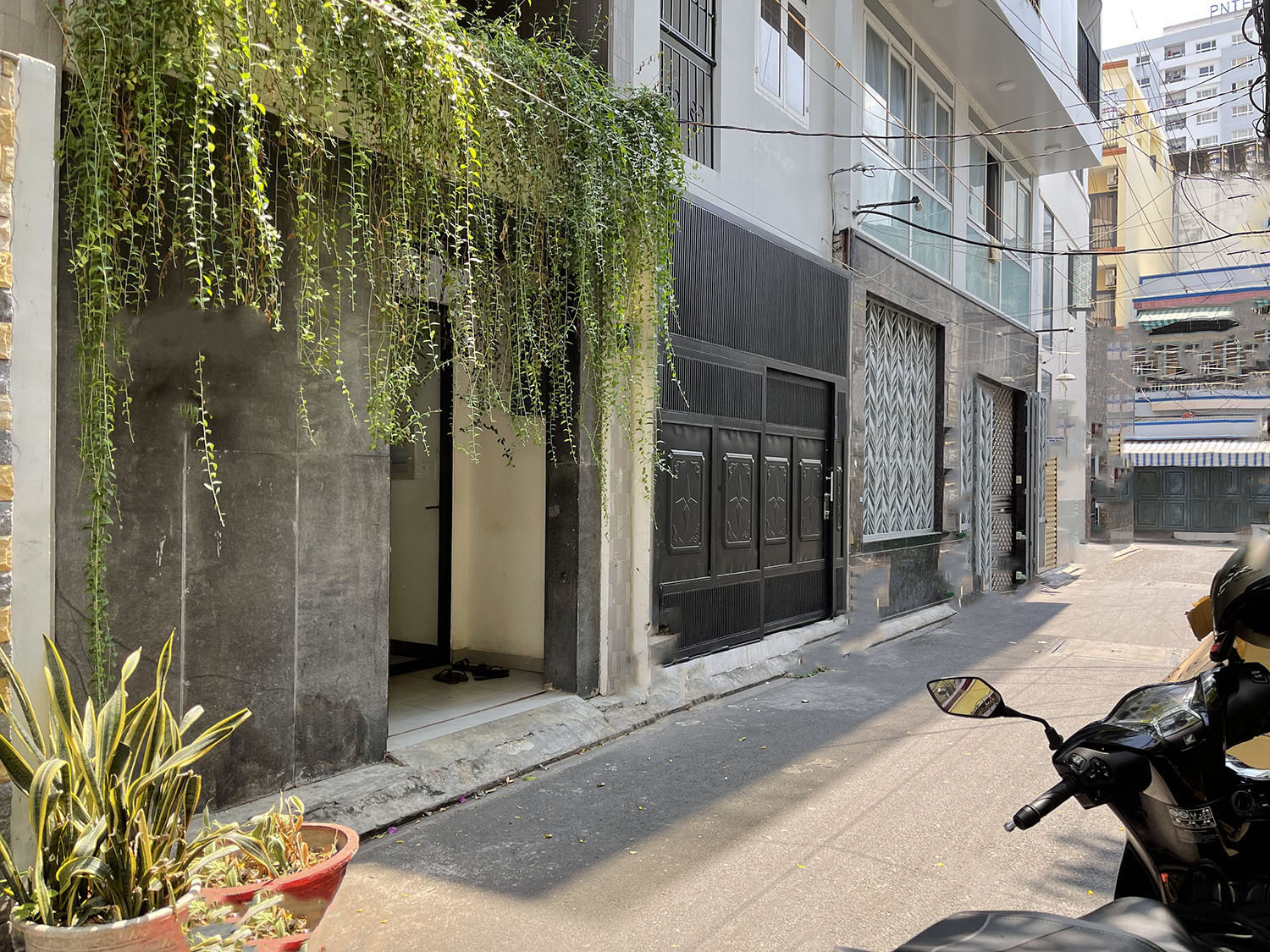 KTS Singapore TK 3lầu nthất ccấp có thang máy hẻm ôtô Nguyễn Công Hoan giáp PXLong-thu nhập 42tr/th